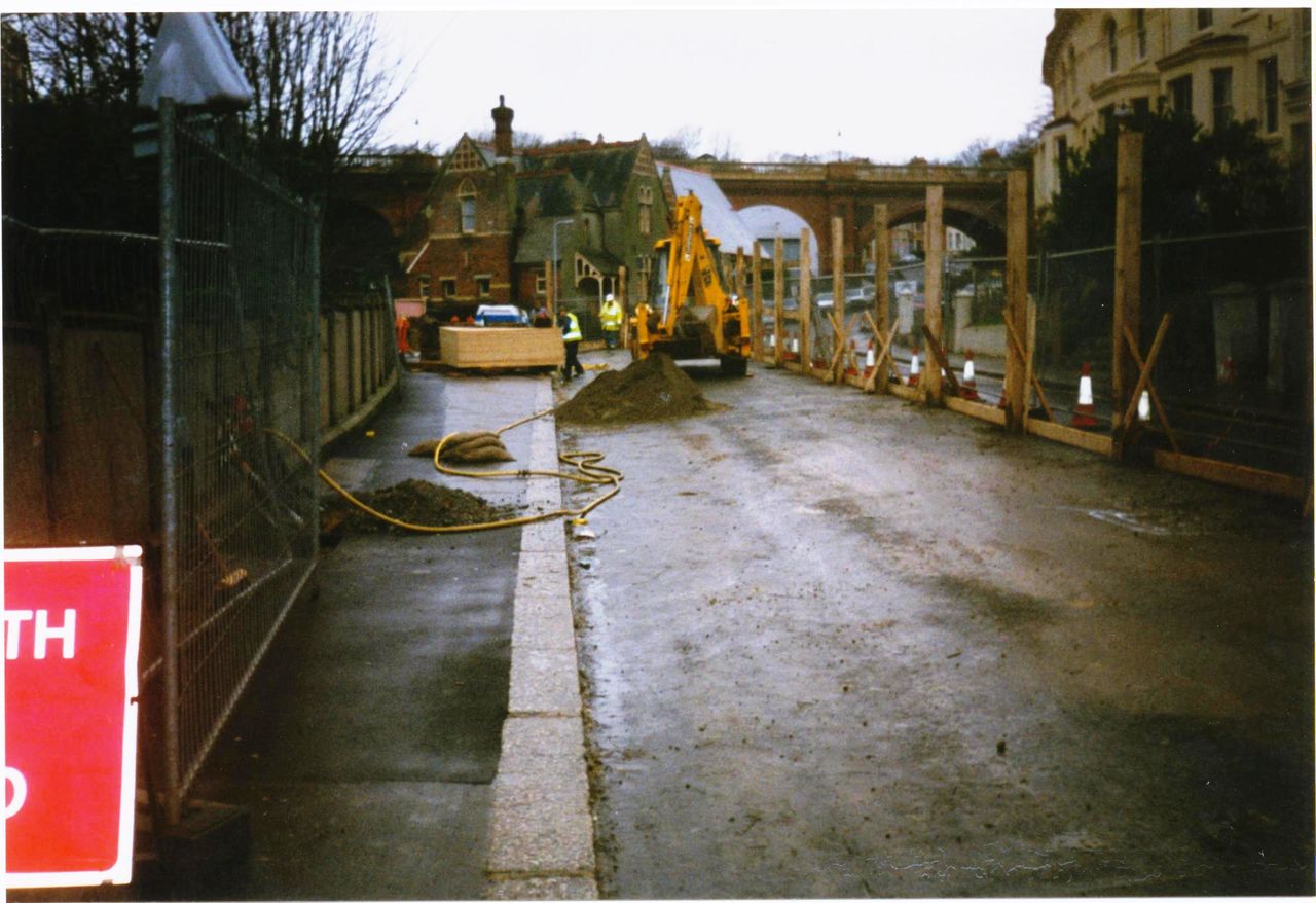 File:037.jpg