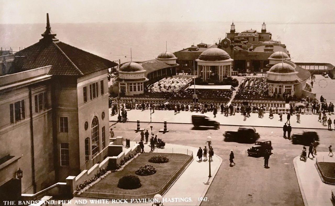 File:1952..jpg