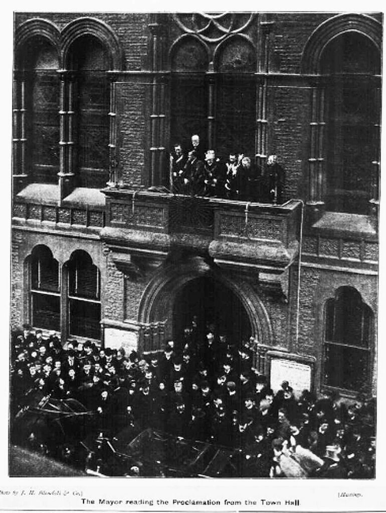 File:Accession of Edward VII Town Hall 1901.jpeg