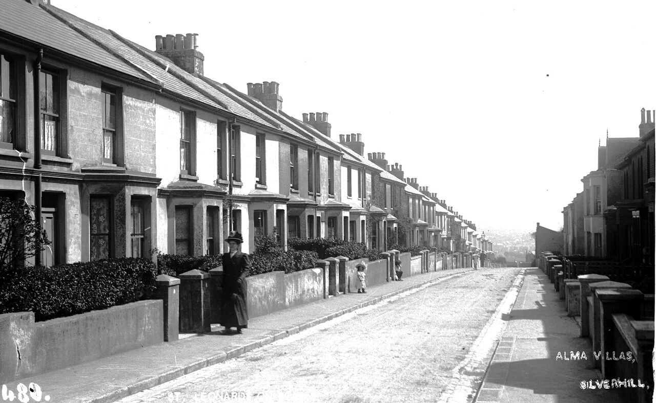 File:Alma-Villas-Silverhill-St.-Leonards.-1906..jpg