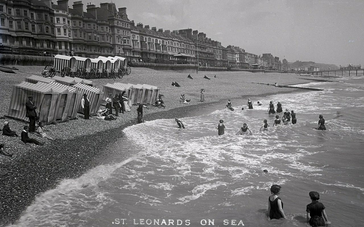 File:Beach-at-Eversfield-Place.-1904..jpg