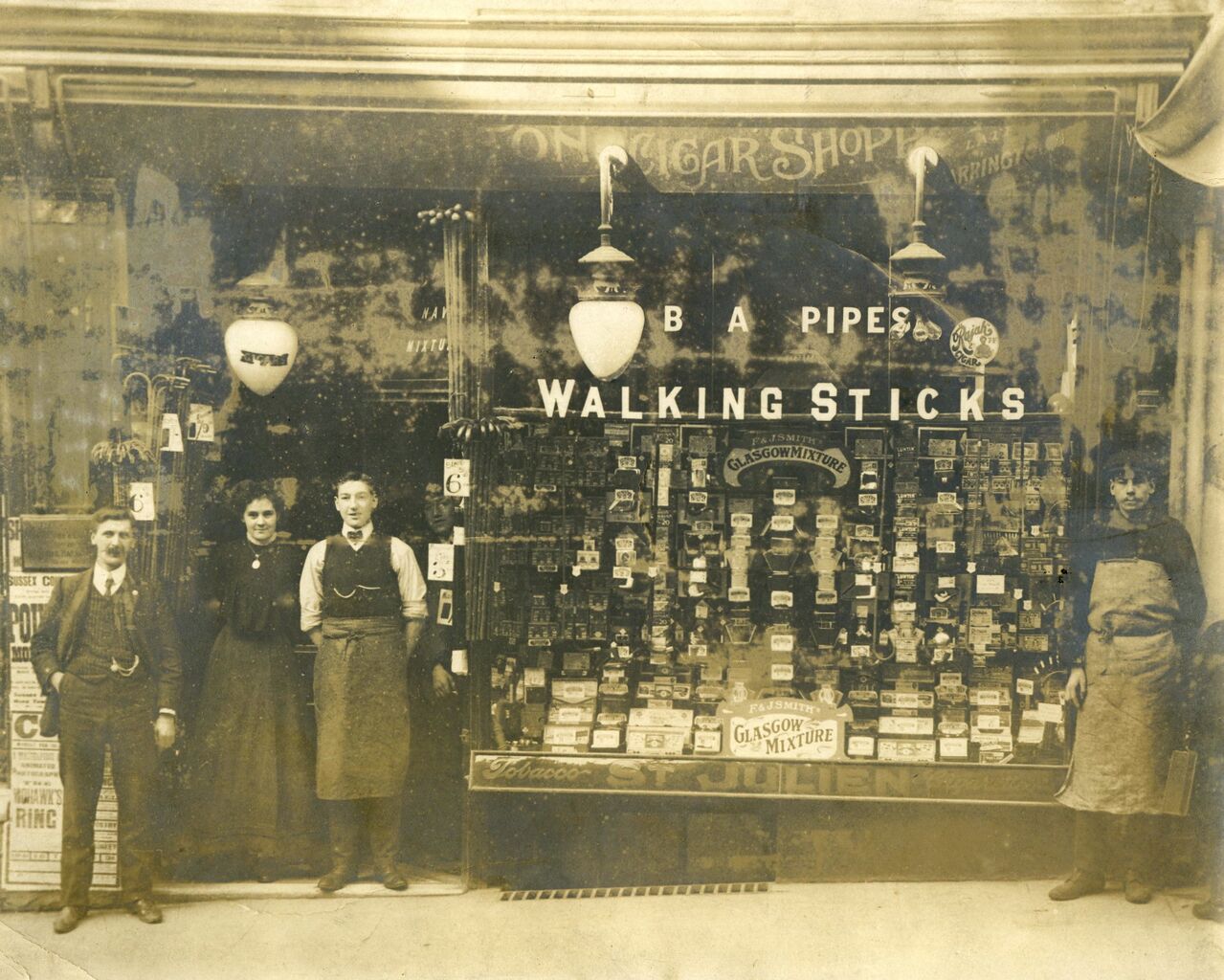 File:Brighton Cigar Shop Queens Road c1911.jpg