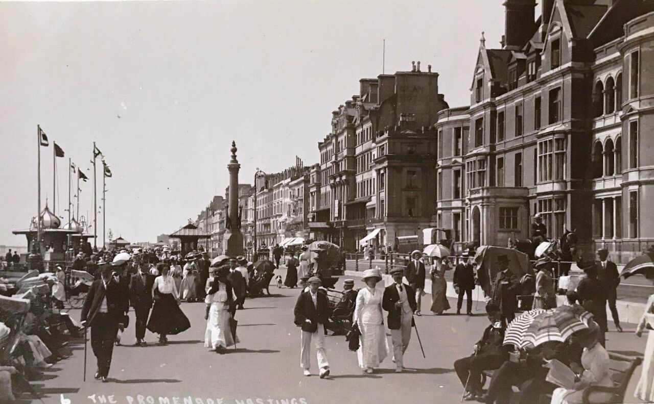 File:By-the-pier-1908.jpg