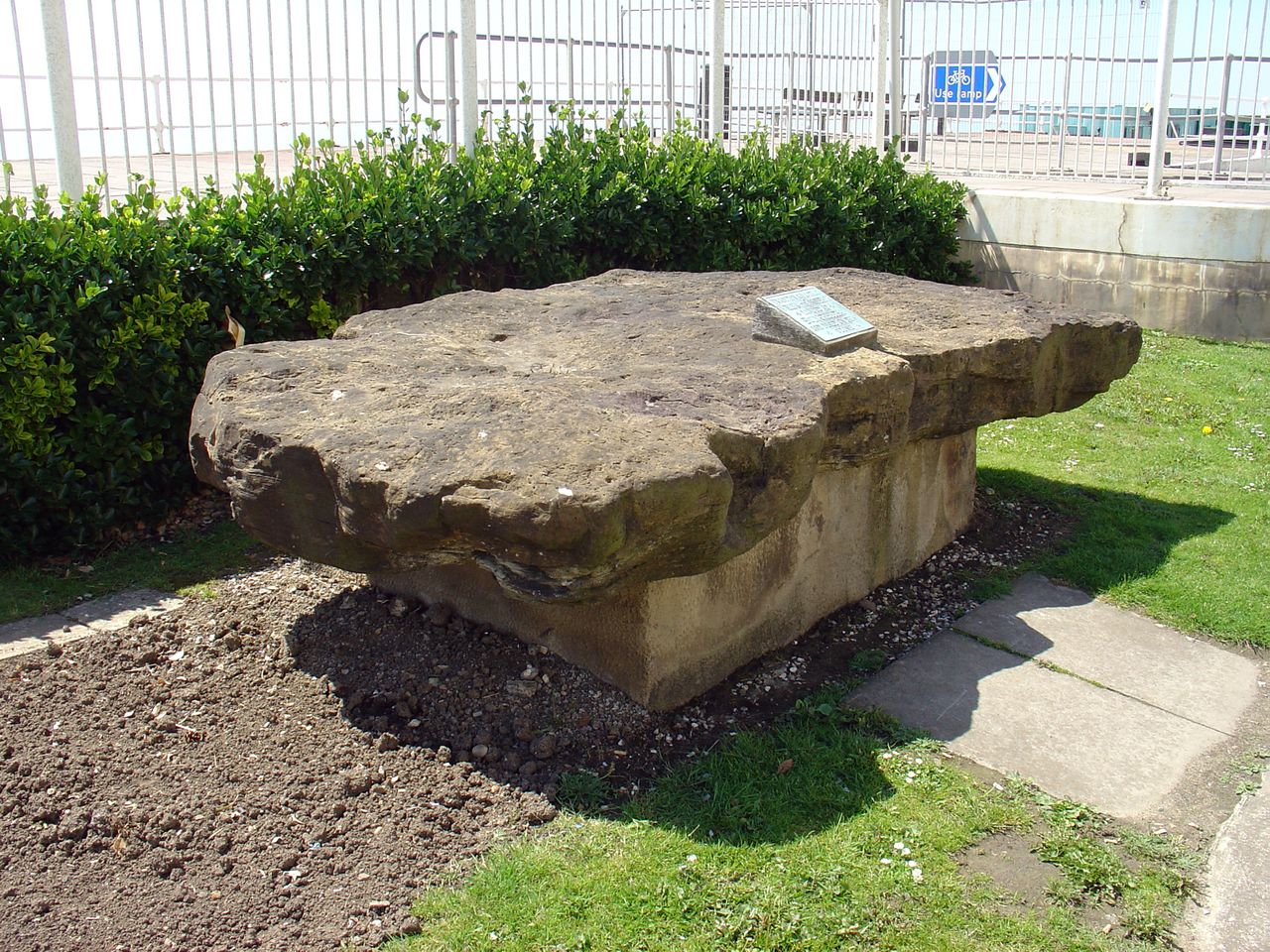 File:Conquerors Stone.jpg