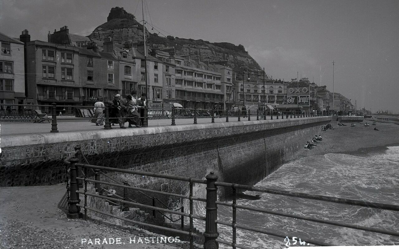 File:Denmark-Place-Caroline-Parade-c1905.jpg