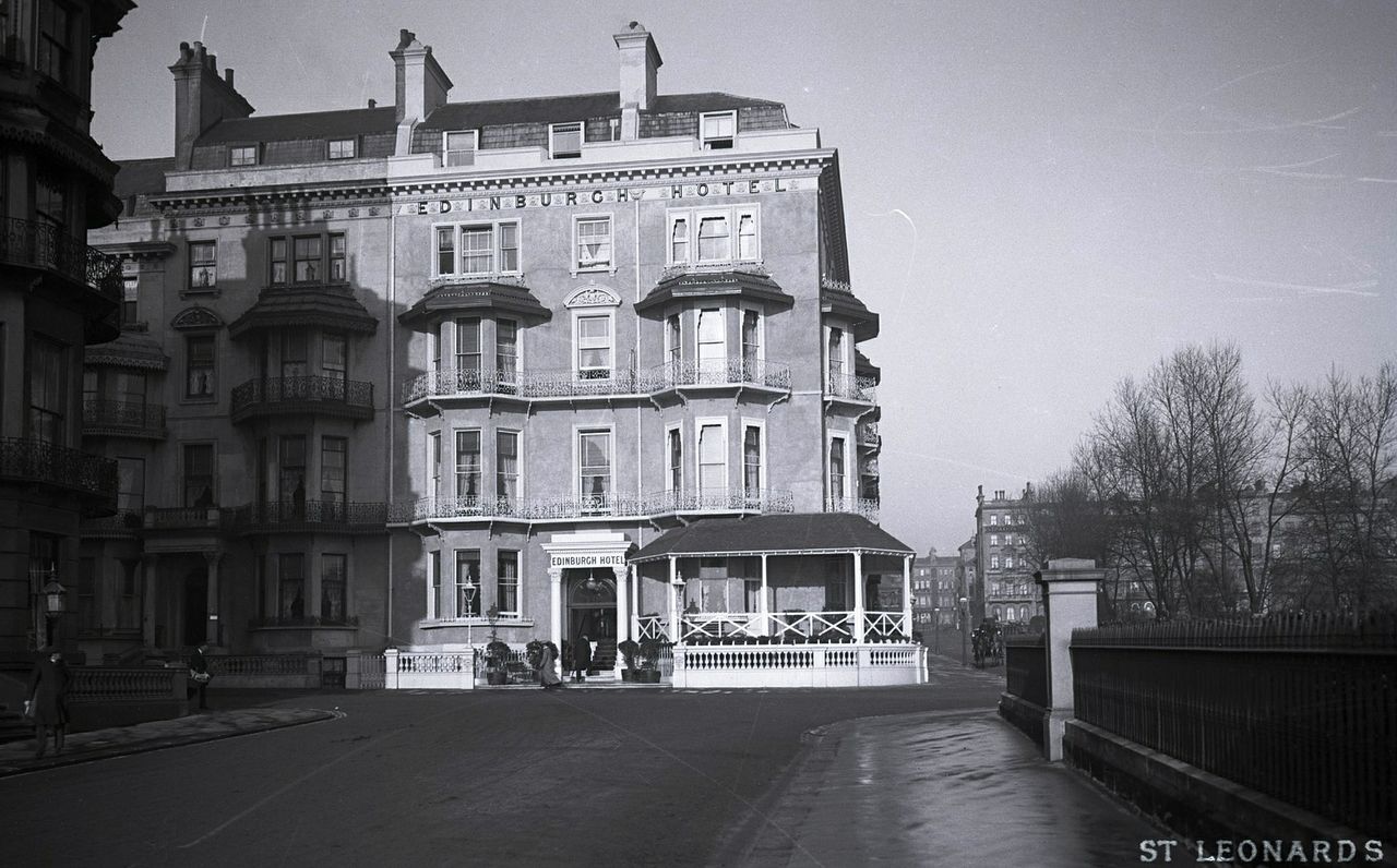 File:Edinburgh-Hotel-Warrior-Square-c1905.jpg