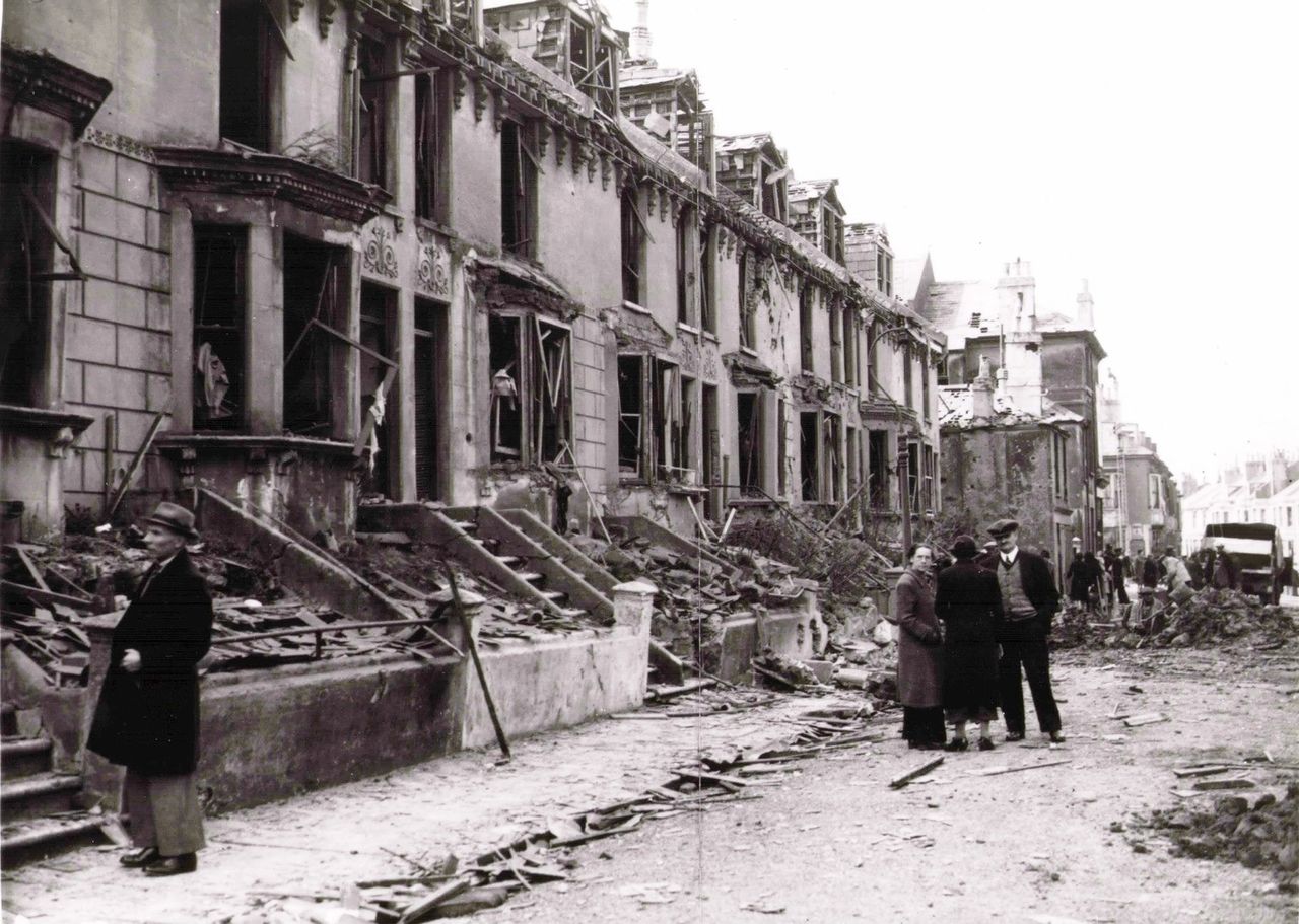File:Emmanuel-Road-1942..jpg