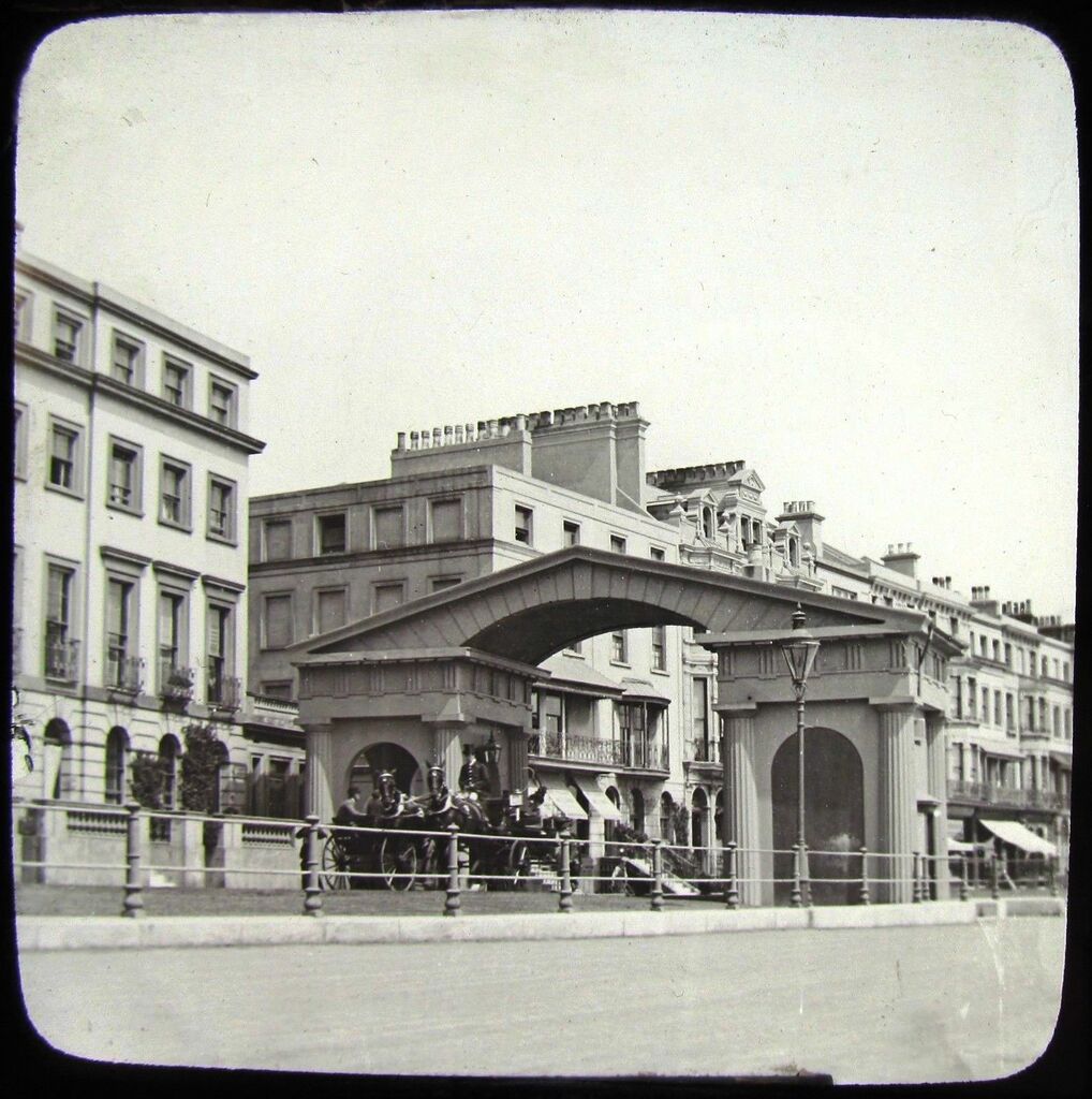 File:Glass-plate-of-St-Leonards-Arch-1891..jpg