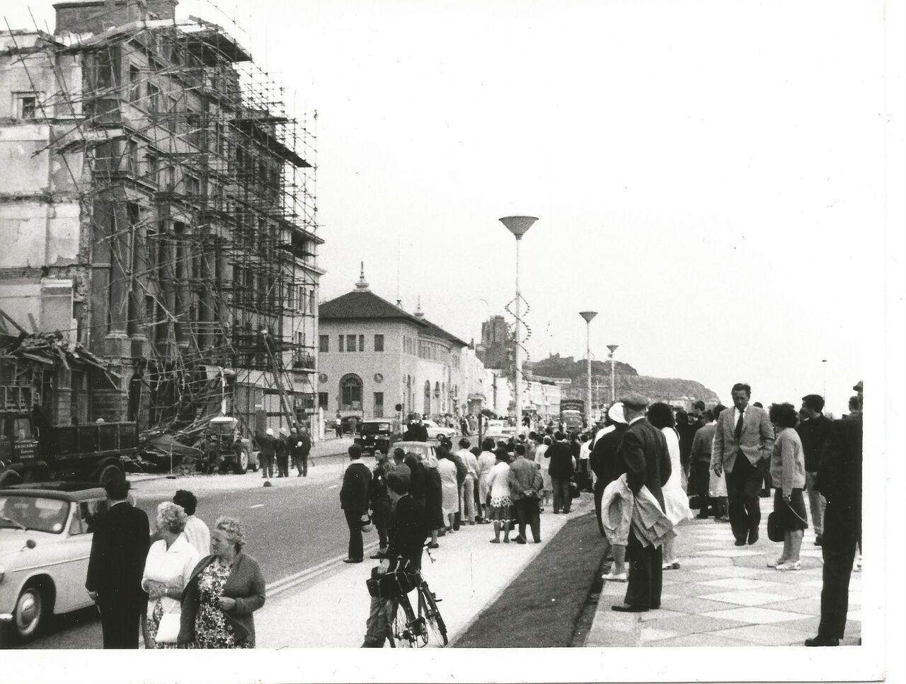 File:Grand Hotel Collapse 1965.jpg