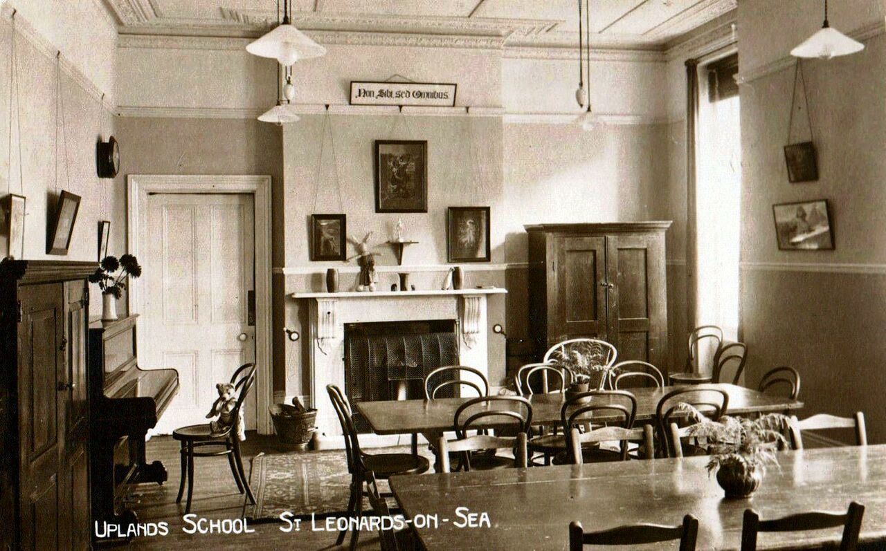 File:Interior-Uplands-School-Archery-Road.-1908..jpg