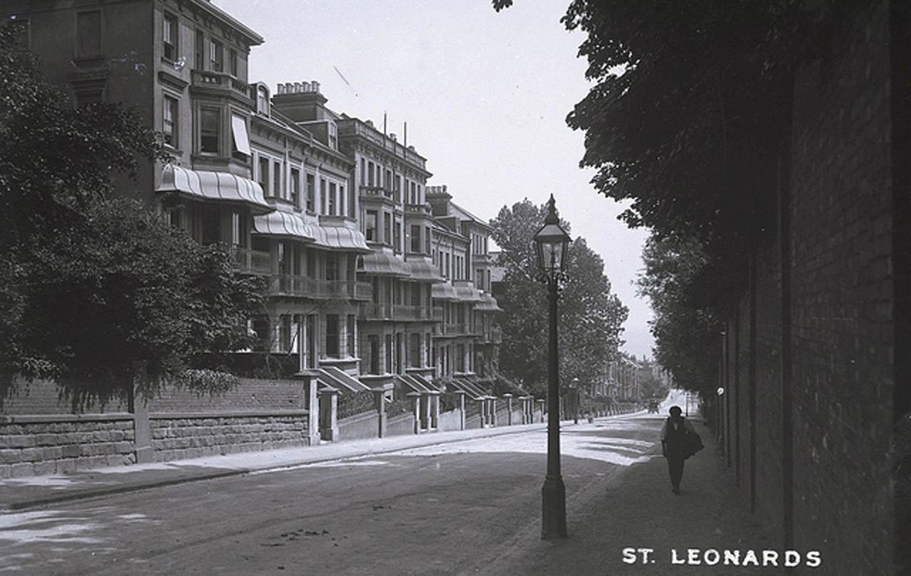 File:Kenilworth Road 1905.jpg