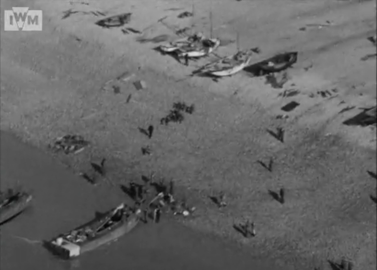 File:Landing Craft on the Stade.png