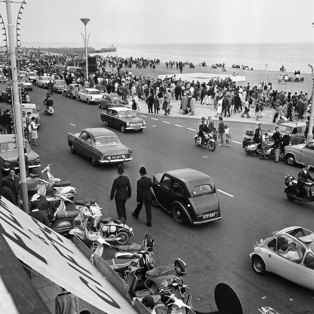 File:Pelham Place 1964.jpg