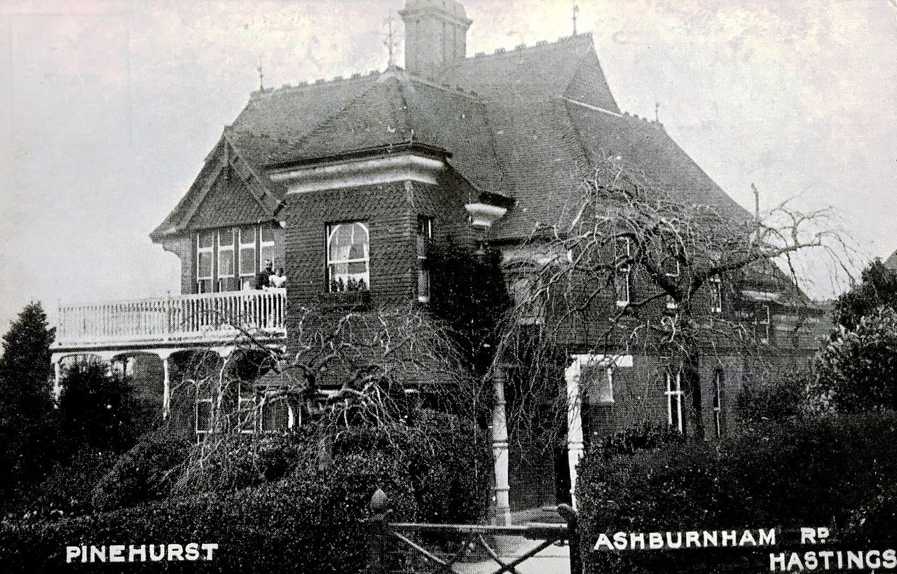 File:Pinehurst-Ahburnham-Road-Clive-Vale-c1919..jpg