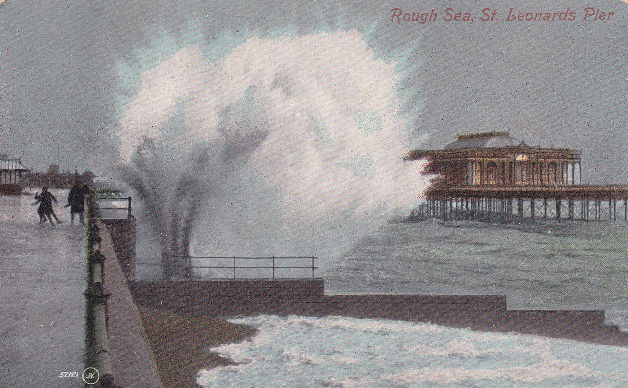File:Rough Sea, St.Leonards Pier.jpg