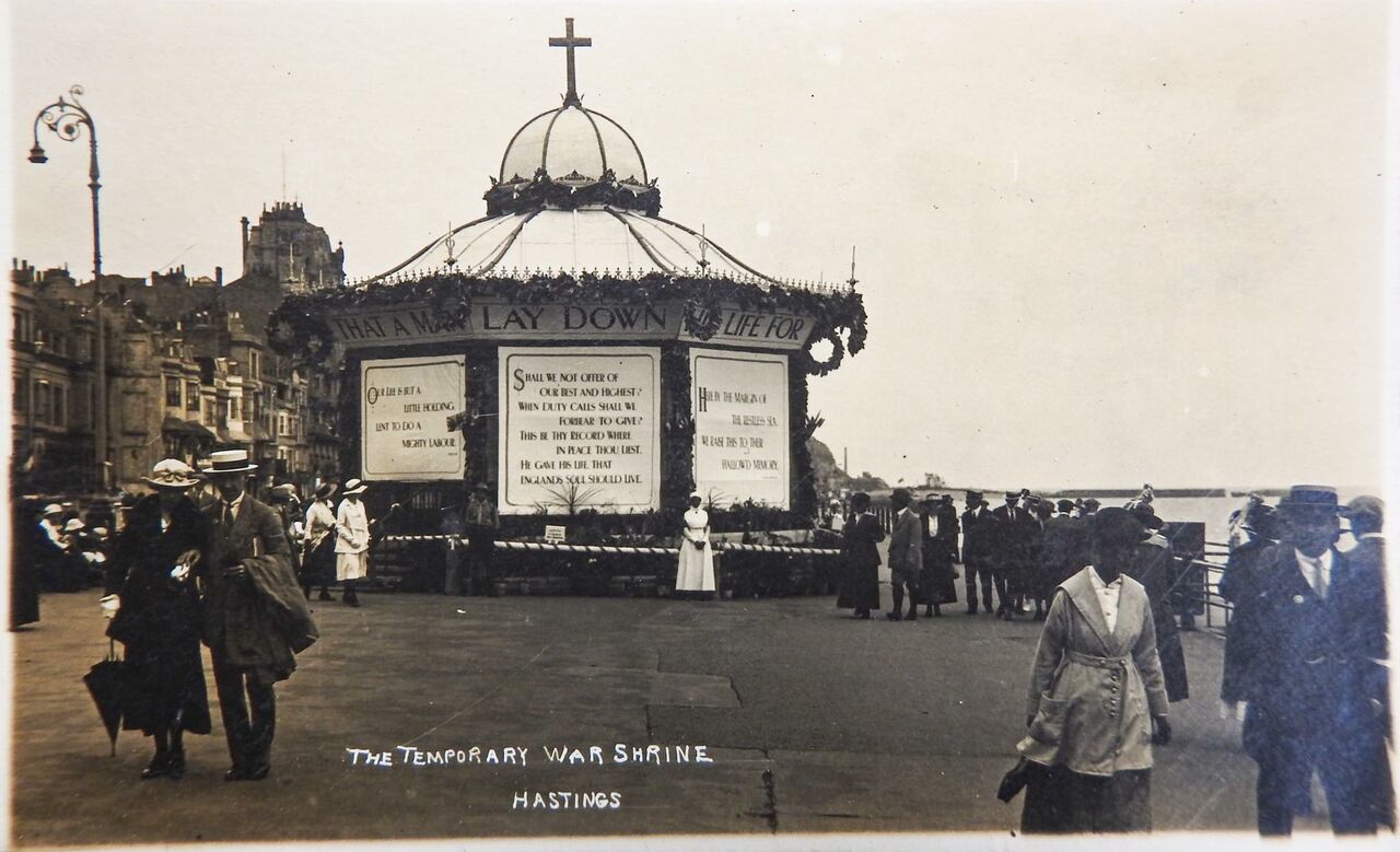 File:Temporary War Memorial, White Rock.jpg