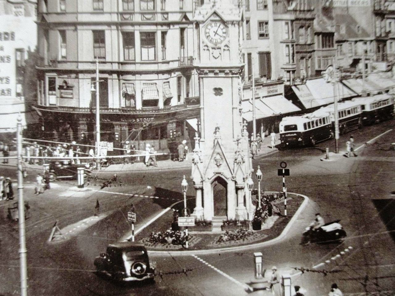 File:The-Memorial.-1936..jpg