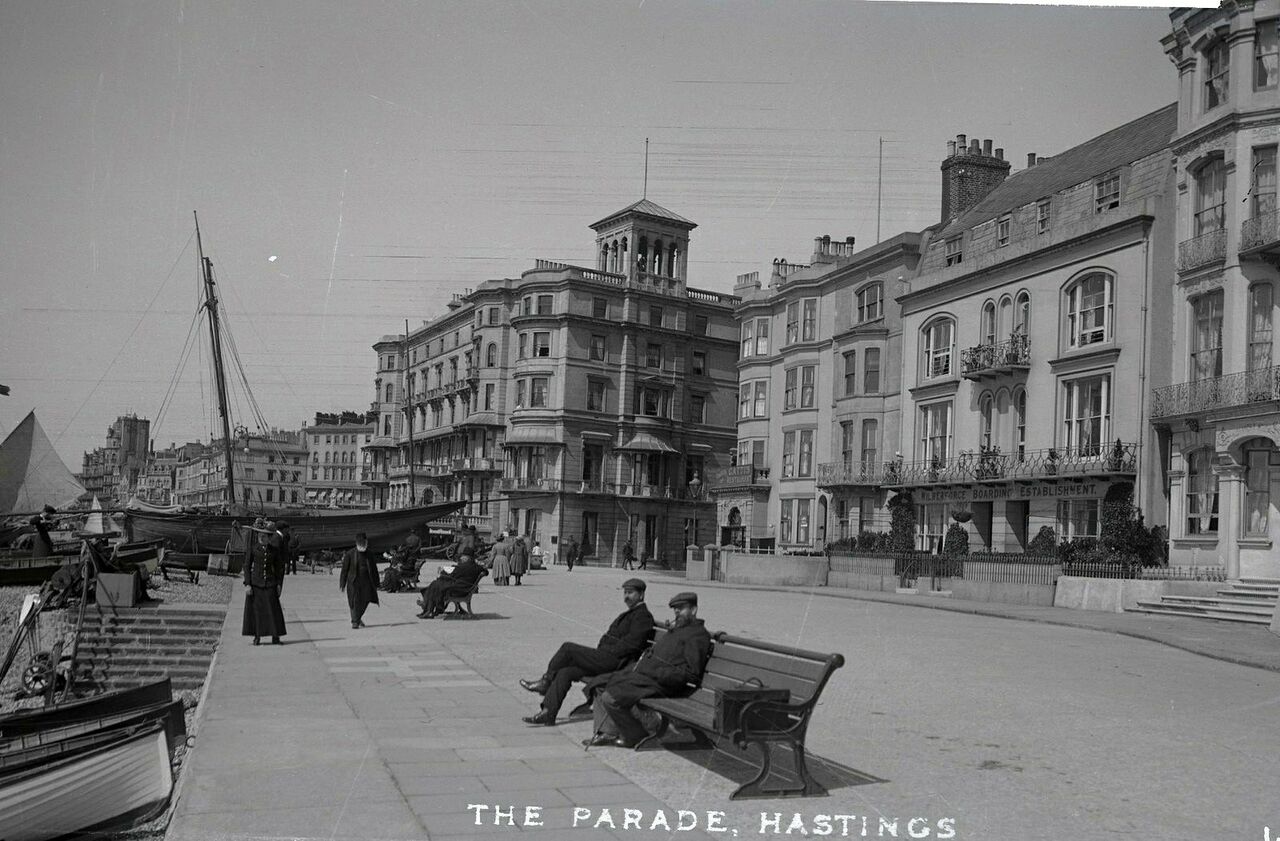 File:The-Parade-at-Denmark-Place-c1905..jpg