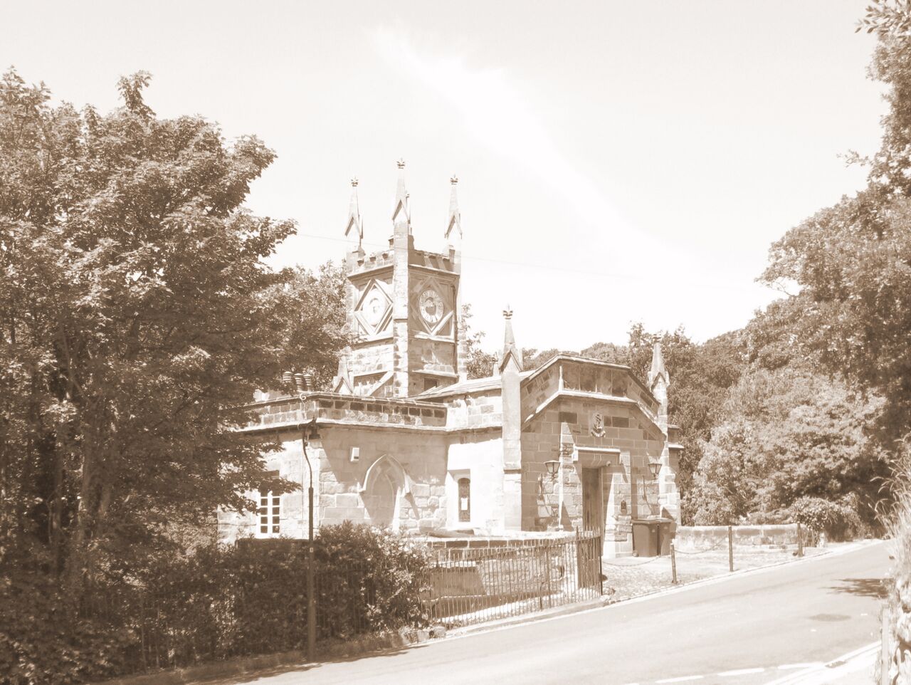 File:The Clock House, Maze Hill, St.Leonards on sea.jpg