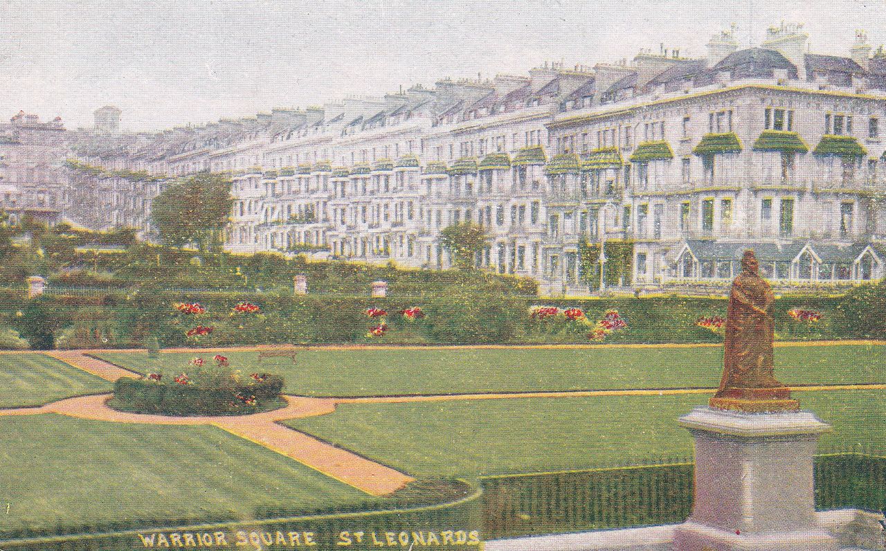 File:Warrior Square, St.Leonards on Sea. - 5412735143.jpg